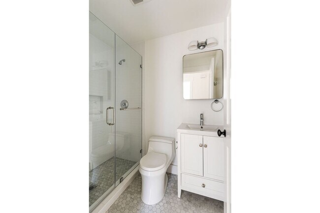 Building Photo - 3 Bed / 3 Bath at the Mohawk Residences is Now Available!