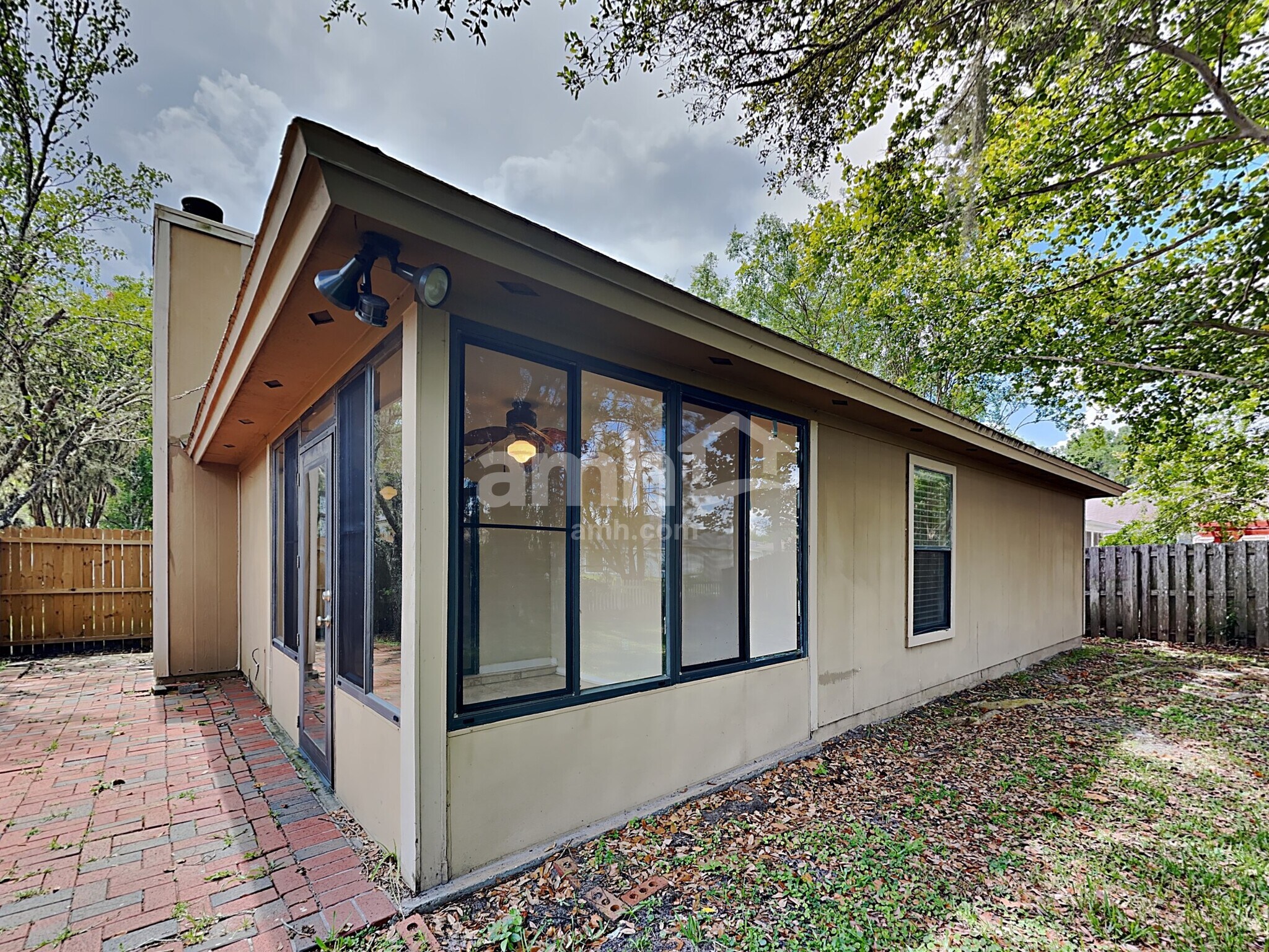 Building Photo - 4316 Hanging Moss Dr