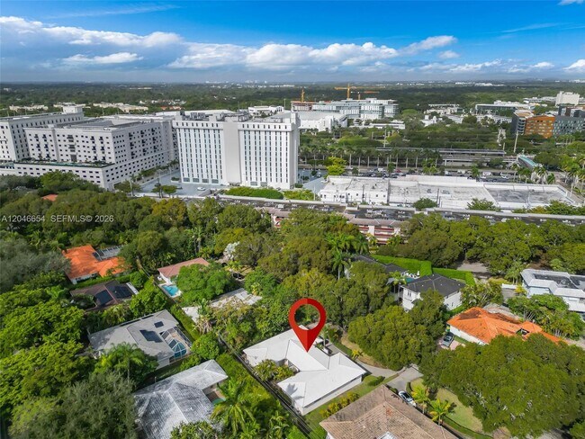 Building Photo - Cotorro Avenue, Coral Gables, FL 33146 - 3 BR 2 BA single-family home