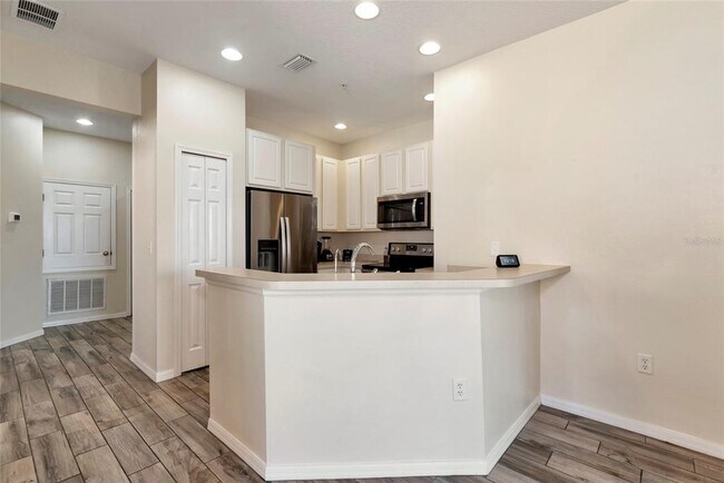 Building Photo - 4134 Via Piedra Cir