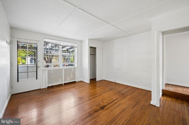 Building Photo - 184 E Willow Grove Ave