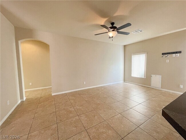 Building Photo - 10965 Pinion Woods Ct