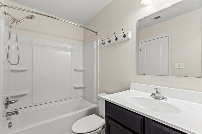 Building Photo - 46310 Creeping Primrose Ln