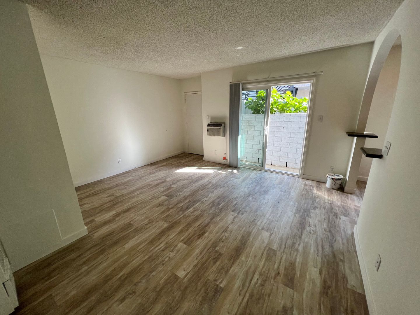 Building Photo - 12236 Pacific Ave