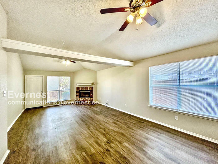 Building Photo - 10908 Deauville Cir S