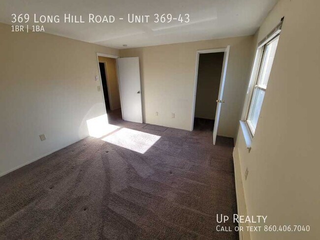 Building Photo - 369 Long Hill Rd