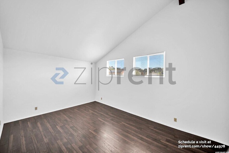 Building Photo - 23414 Amberwick Pl