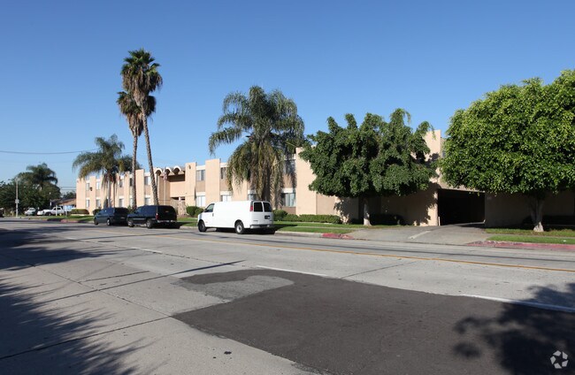 Building - Rose Terrace Apartments