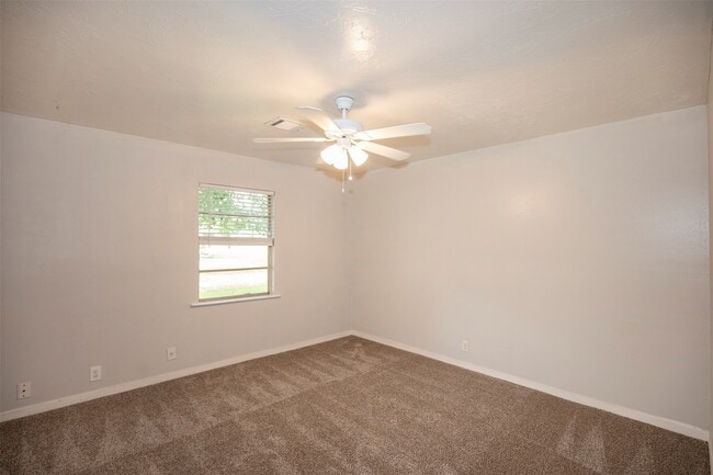 Building Photo - 9625 Catlett Ln