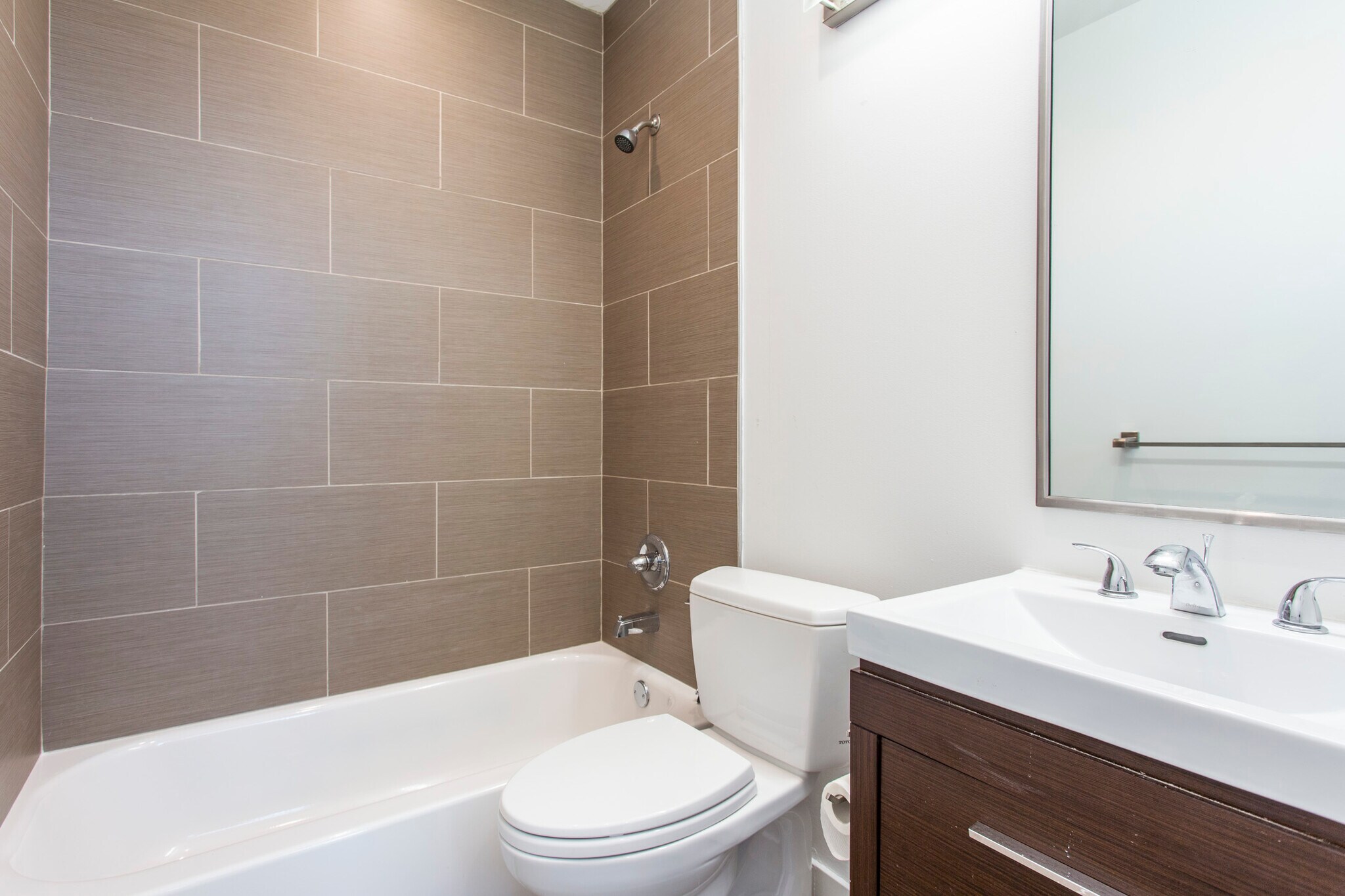 Building Photo - 1519 Ogden St