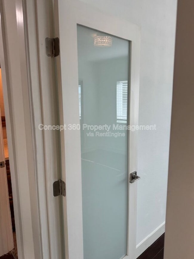 Building Photo - 13646 Verdura Ave