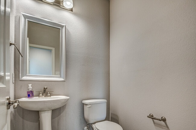 Building Photo - 14015 Steadman Dr