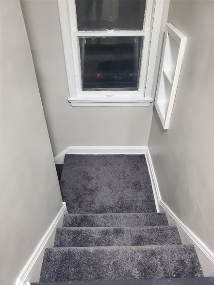 Building Photo - 16816 Glendale Ave