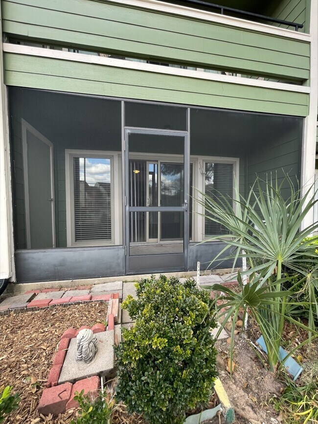 Building Photo - 14777 Wunderlich Dr