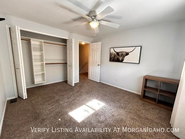 Building Photo - 6820 W Irving Ln