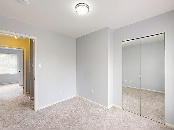 Building Photo - 8 Rutherford Pl