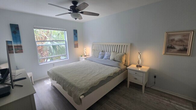 Building Photo - 1309 Tuscany Way