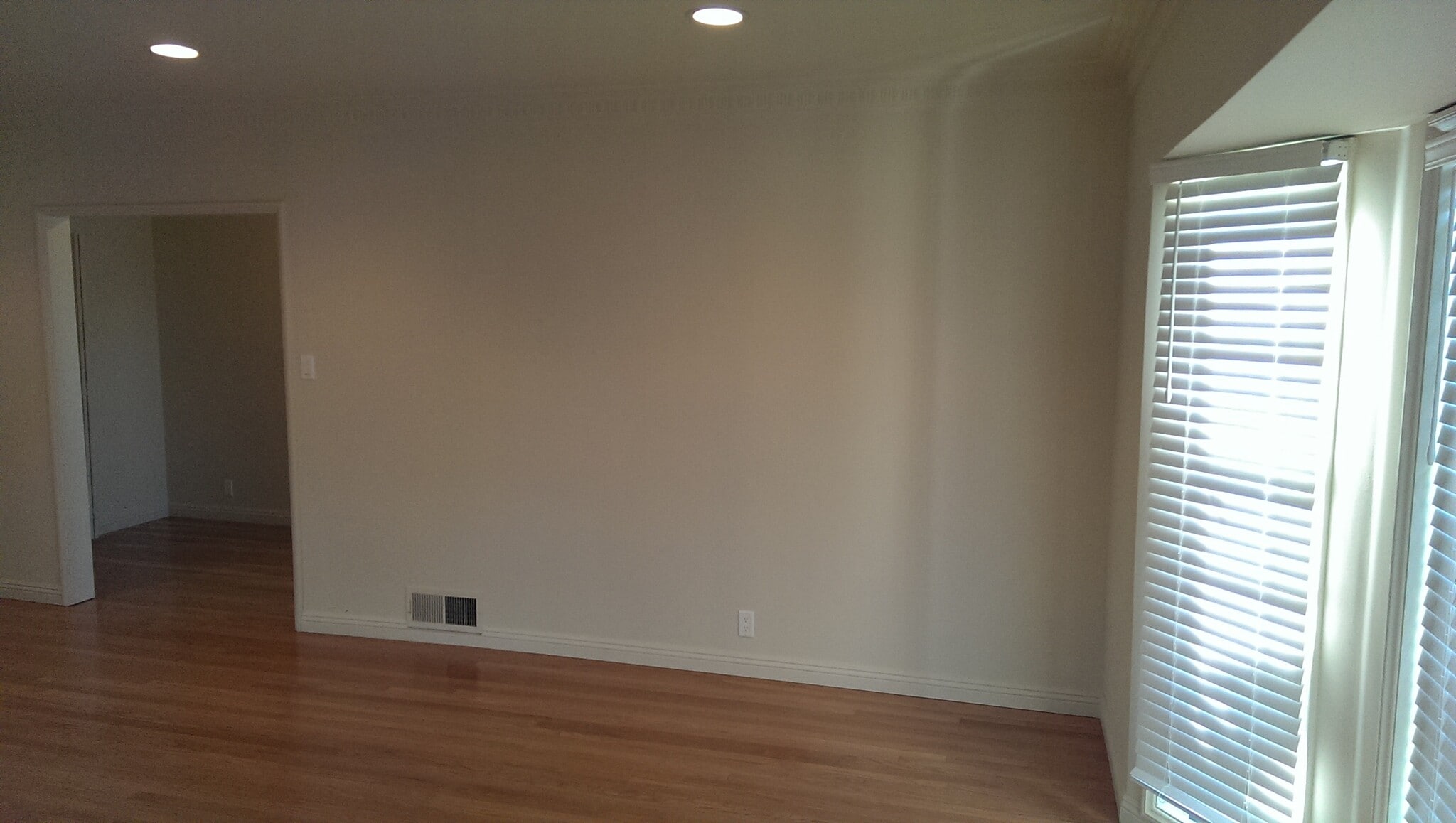Living Room - 1226 S Longwood Ave