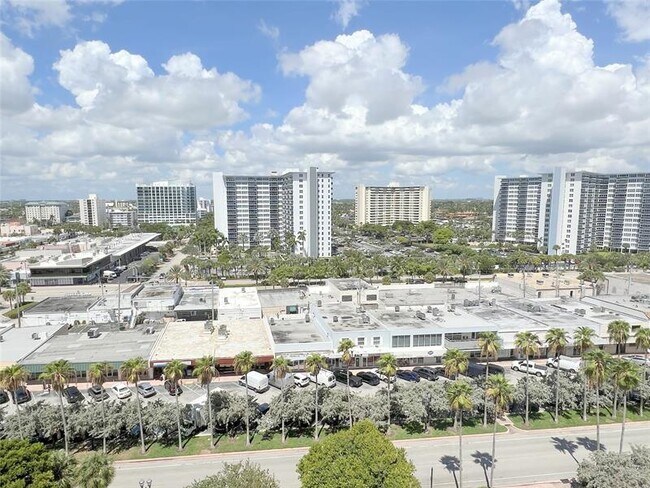 Building Photo - 3410 Galt Ocean Dr