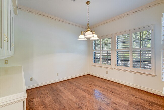 Building Photo - 5502 Fountainbridge Ln