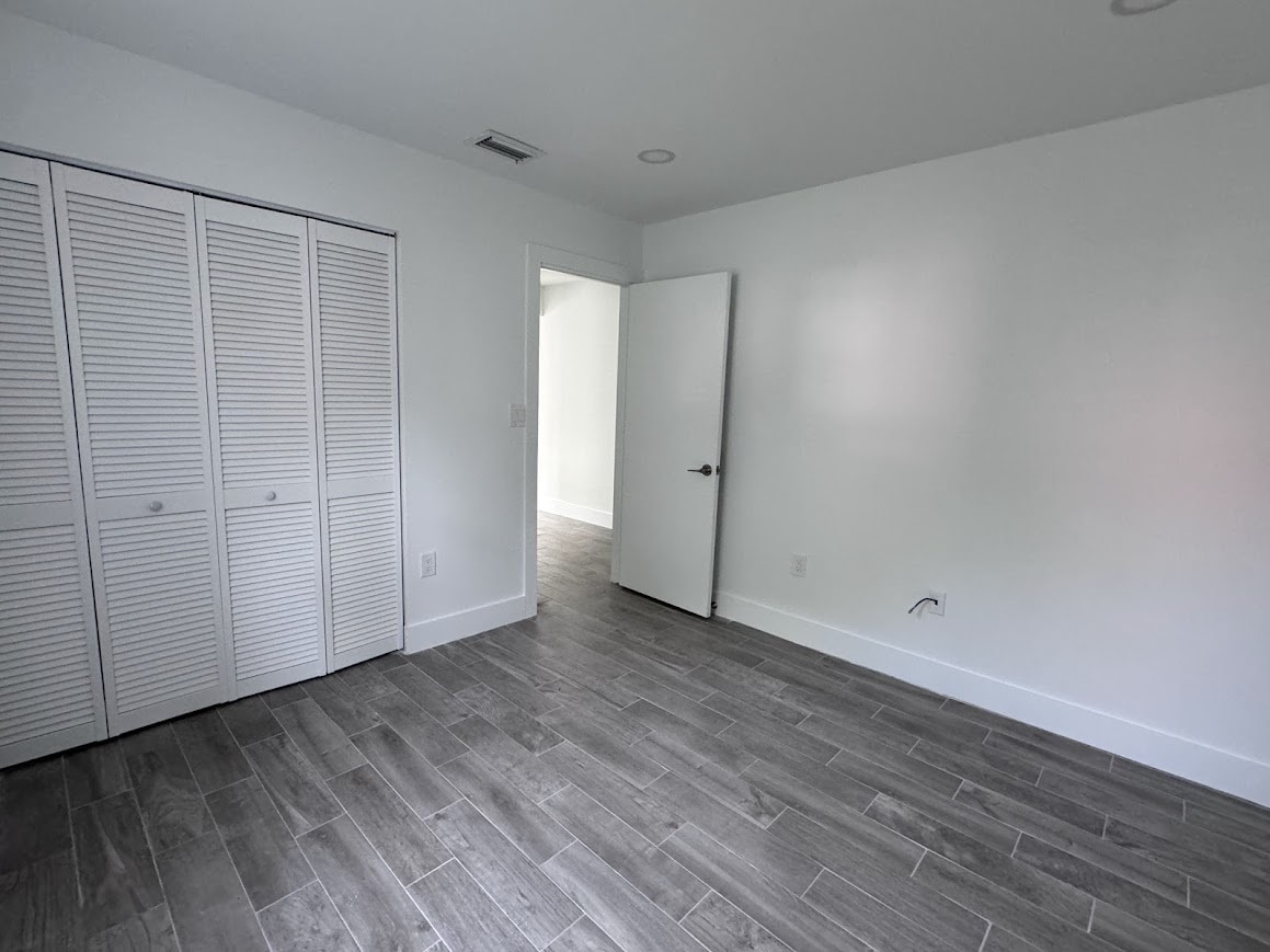 Building Photo - 5593 NW 102nd Pl