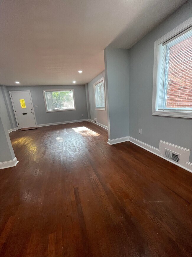 Building Photo - 5021 13th St NE