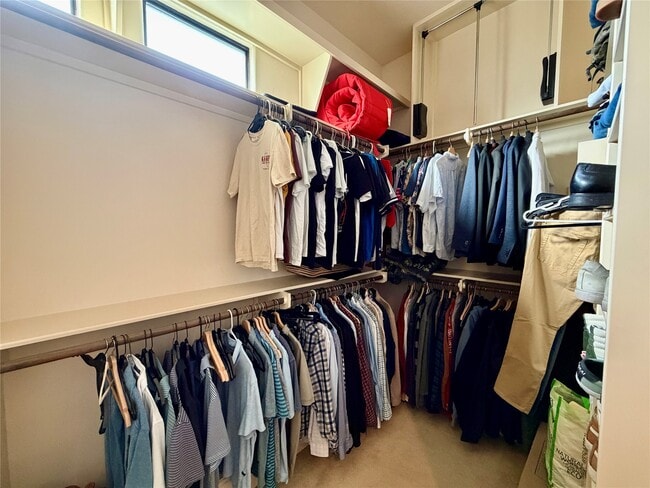 Building Photo - 508 Knox St