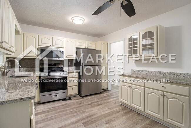 Building Photo - 3782 Paddington Trail