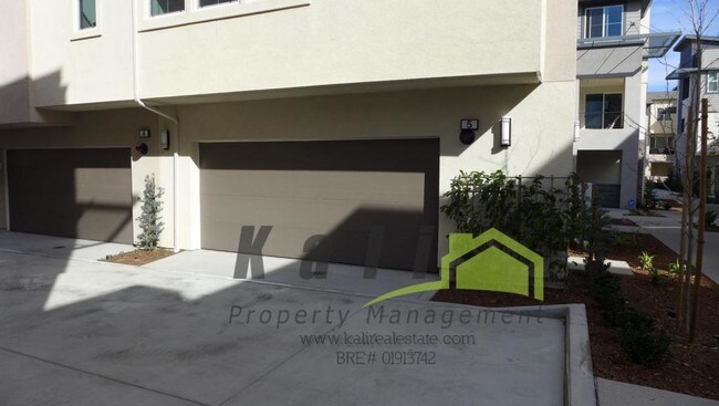 Building Photo - 2134 Stellar Way