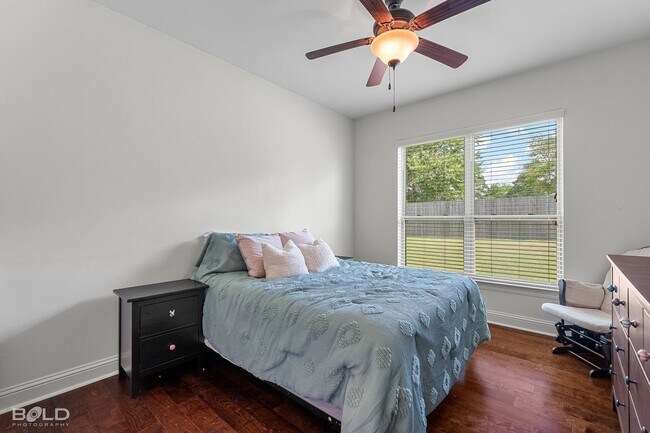 Building Photo - Gorgeous Home For Rent!!