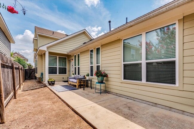 Building Photo - 147 Gambel Oak Way