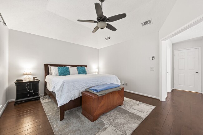 Building Photo - 18526 Fawn Run Ln