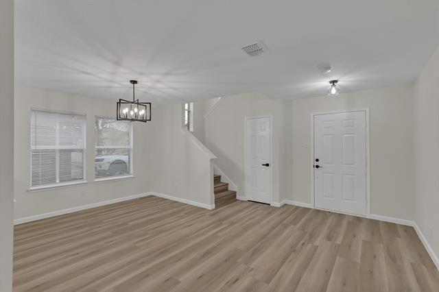 Building Photo - 438 Stanley Falls Dr