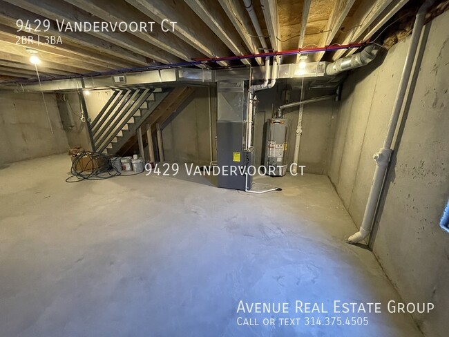 Building Photo - 9429 Vandervoort Ct