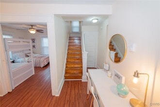 Building Photo - 312 Hall Ave