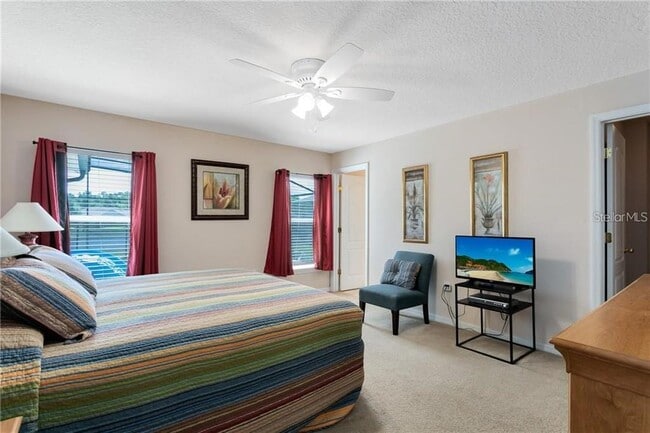 Building Photo - 250 Sandy Ridge Dr
