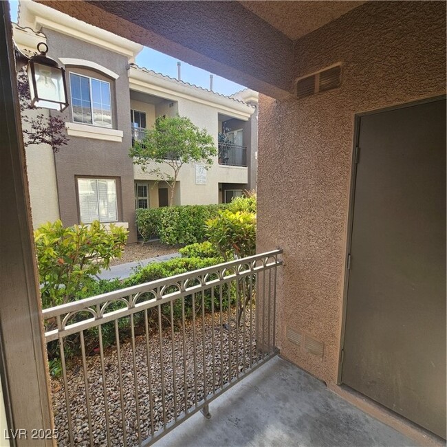 Building Photo - 9050 W Warm Springs Rd