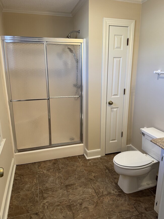 Building Photo - 3564 Mills Rd