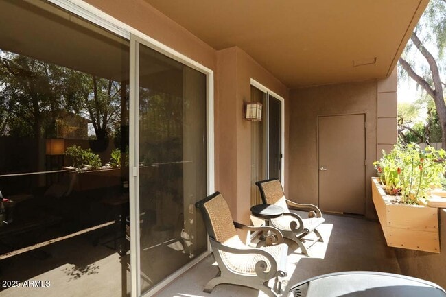 Building Photo - 7009 E Acoma Dr