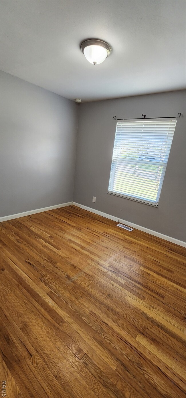 Building Photo - 1145 Mackinac Dr