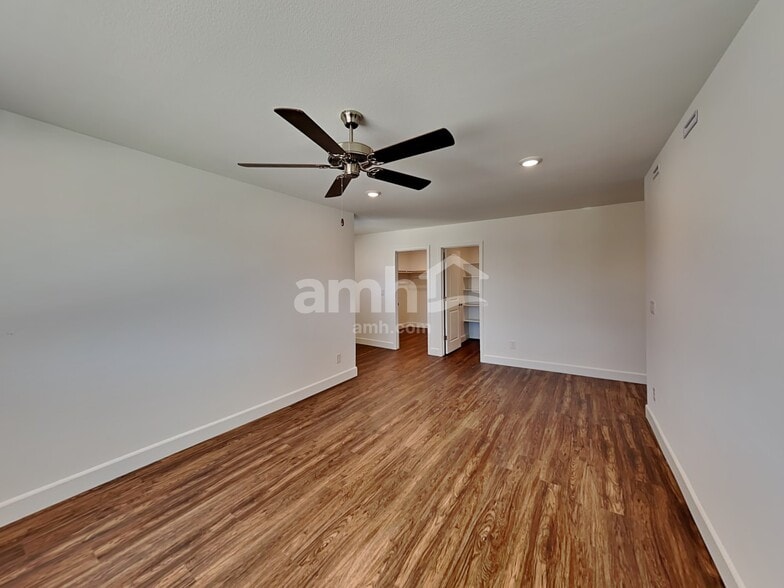 Building Photo - 9132 Liberty Cap Ct