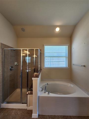 Building Photo - 3701 Bella Vista Dr