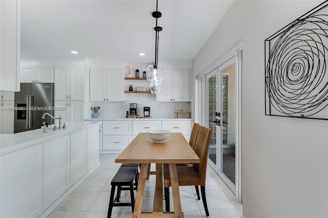 Building Photo - 2011 NE 211th St