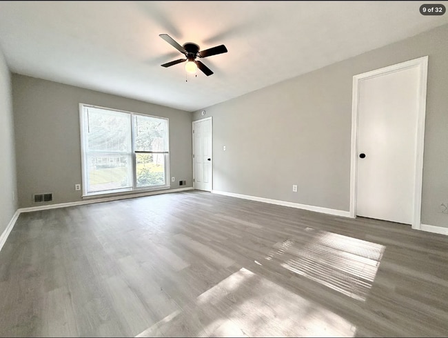 Building Photo - AVAILABLE NOW – FAIRBURN, GA 4 Bedrooms + Flexible Main-Level Living Space | Full Bathroom on Mai...