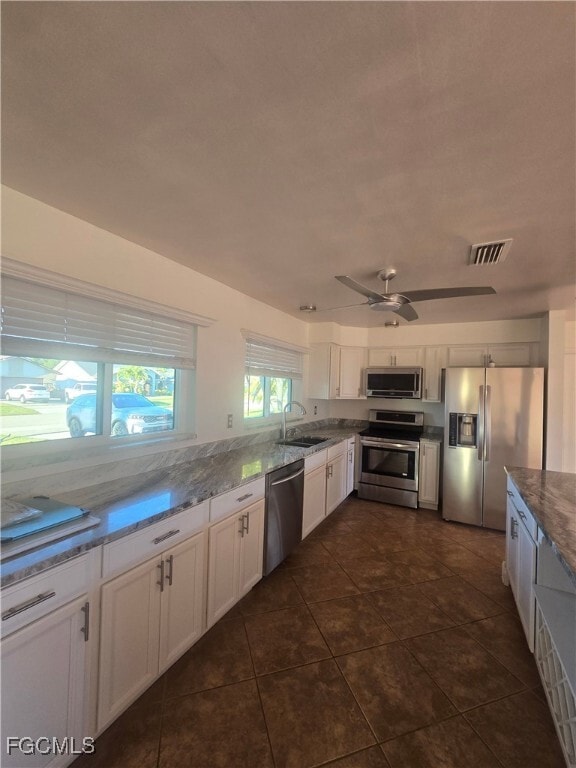 Building Photo - 3829 SE 10th Ave