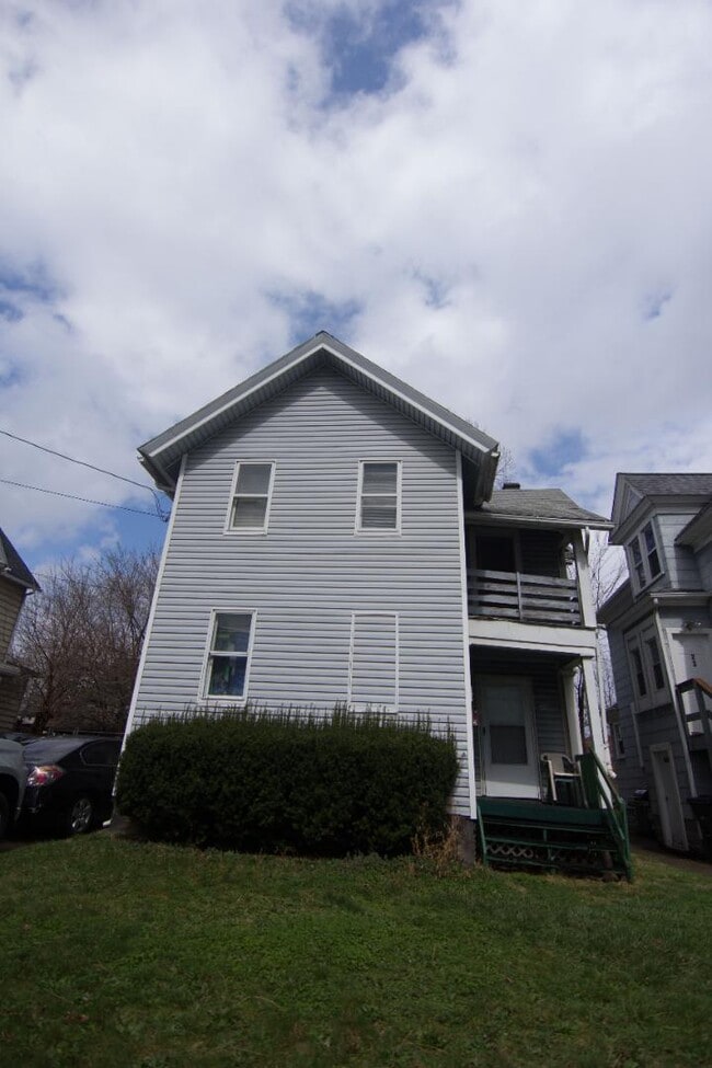 Building Photo - 543 E Buchtel Ave