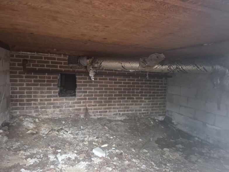 Building Photo - 5107 W 22nd St