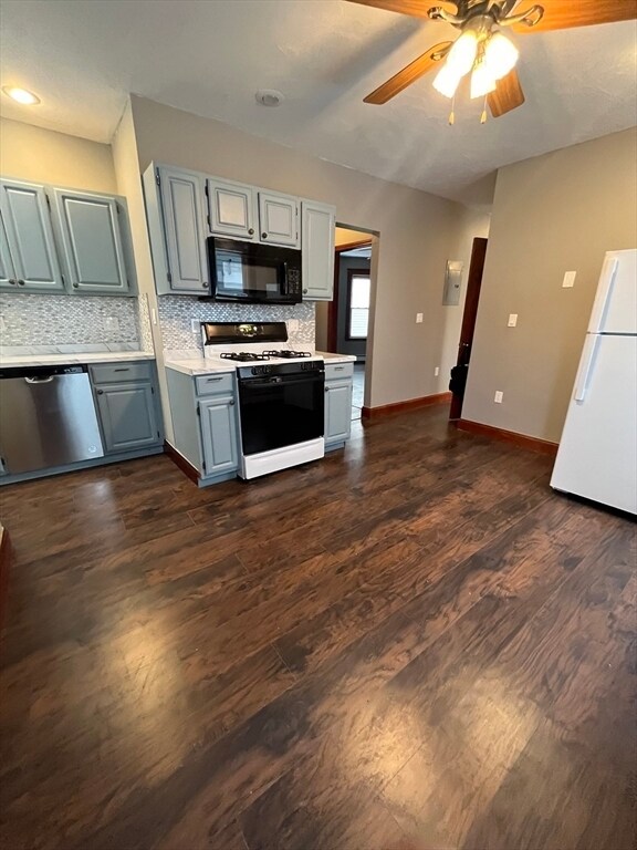 Building Photo - 34 Wentworth St