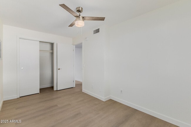 Building Photo - 936 W Rio Salado Pkwy