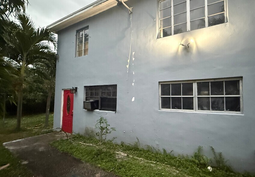 Building Photo - 1124 NW 112th Terrace